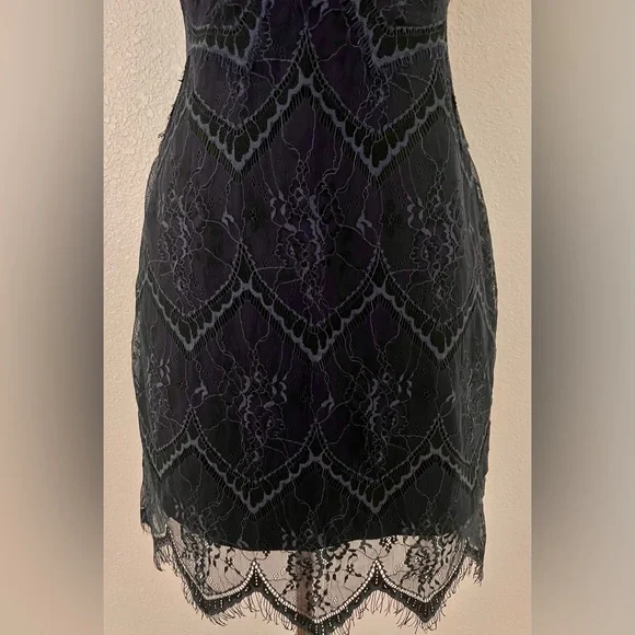 Free People Nothing Like This navy Lace Minidress Sz 2 - Picture 5 of 16